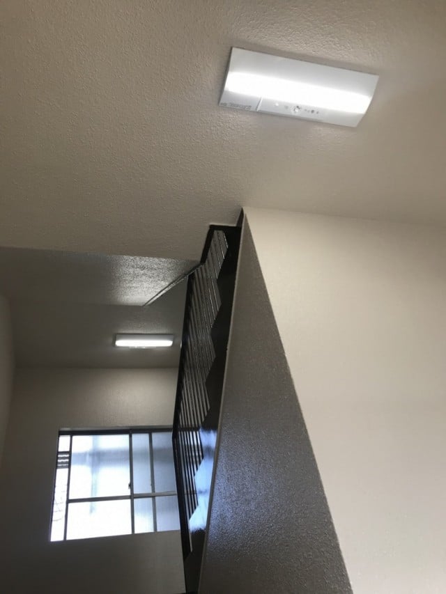 階段室LED非常照明